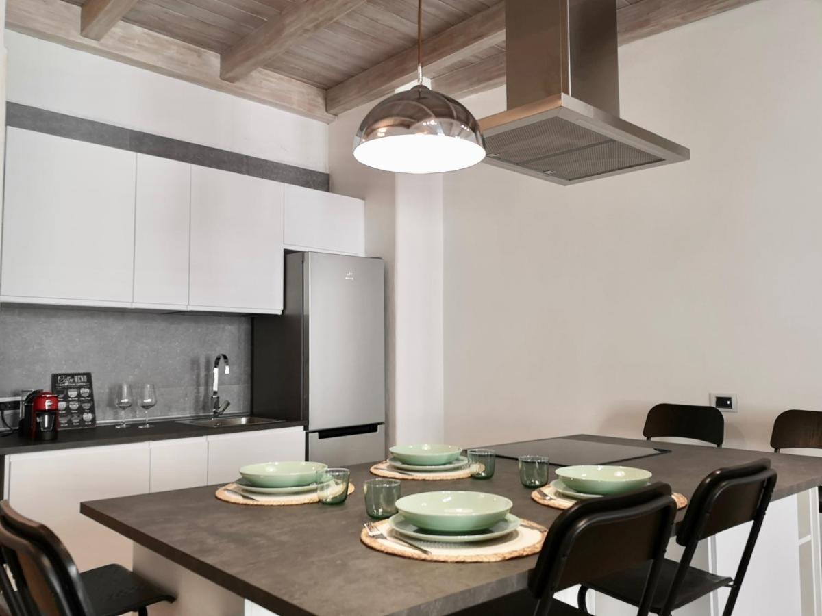Ferienwohnung Nel Cuore Del Centro Storico Con Comfort E Stile Iglesias Exterior foto