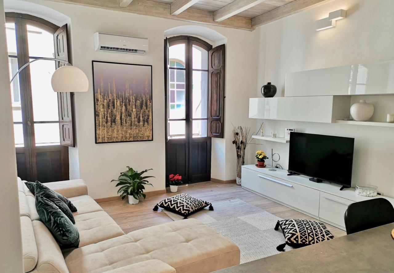 Ferienwohnung Nel Cuore Del Centro Storico Con Comfort E Stile Iglesias Exterior foto